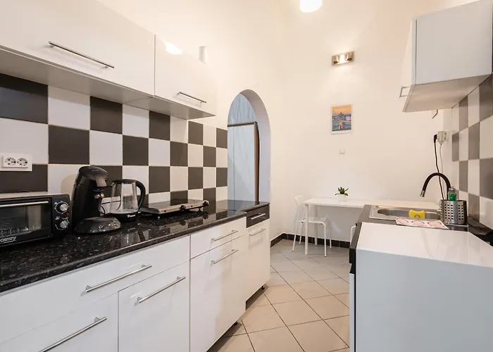 Affordable Heroes' Square Appartement Budapest