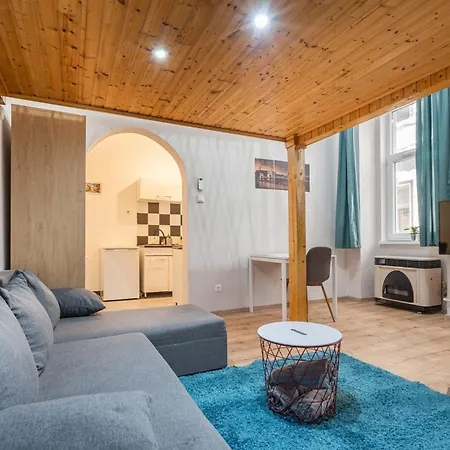 Appartement Affordable Heroes' Square *