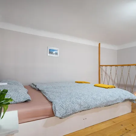 Affordable Heroes' Square * Boedapest